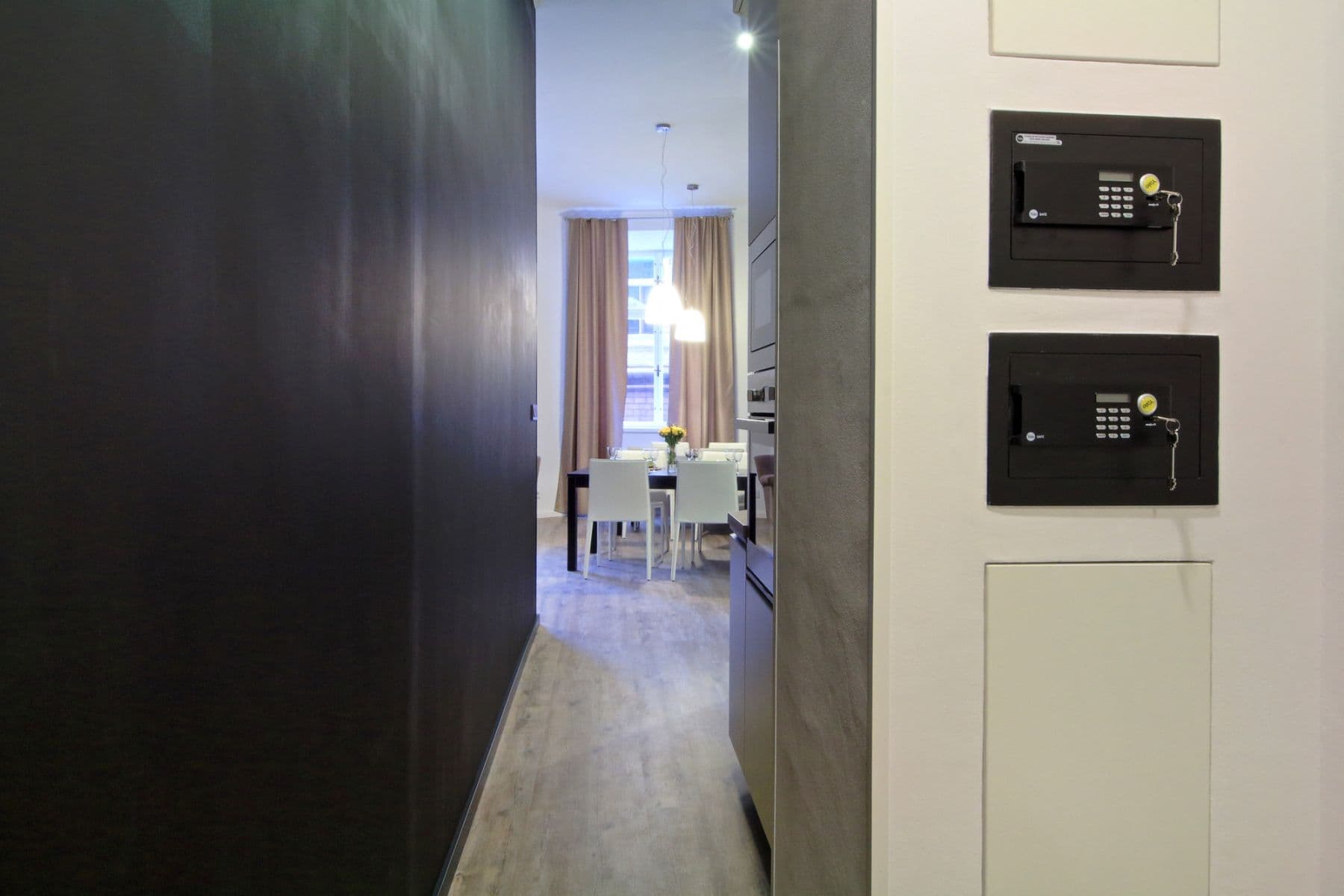 Prenájom bytu 125 m², Smetanovo nábřeží, Praha, Praha Prenájom bytu 125 m², Smetanovo nábřeží, Praha, Praha