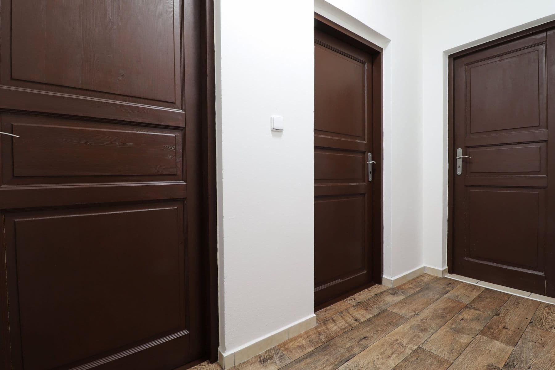 Prenájom bytu 3-izbový 85 m², Jílové u Prahy, Středočeský kraj Prenájom bytu 3-izbový 85 m², Jílové u Prahy, Středočeský kraj