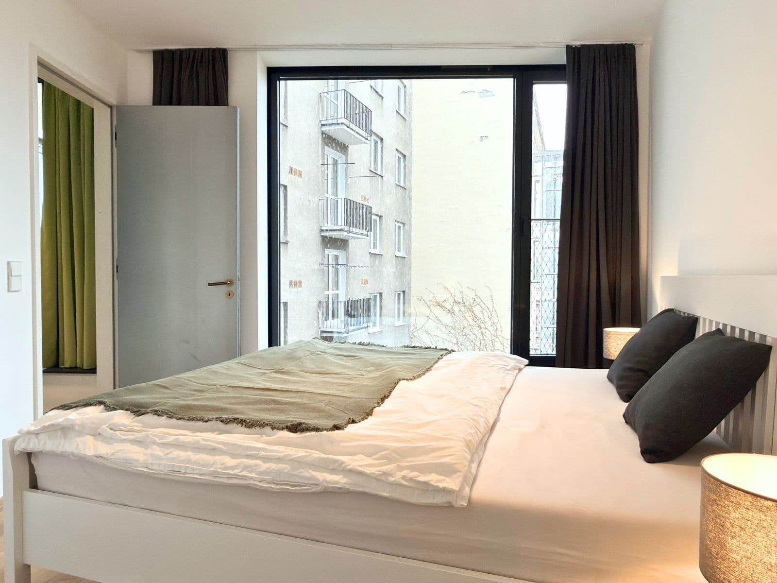Prenájom bytu 57 m², Komunardů, Praha, Praha Prenájom bytu 57 m², Komunardů, Praha, Praha