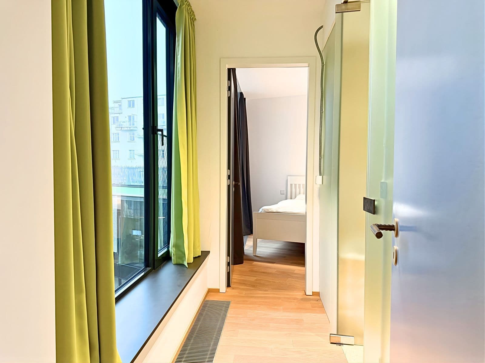 Prenájom bytu 57 m², Komunardů, Praha, Praha Prenájom bytu 57 m², Komunardů, Praha, Praha