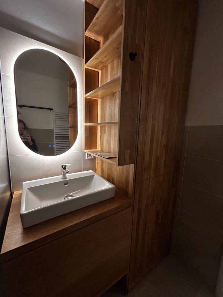 Prenájom bytu 1-izbový 33 m², Jeseniova, Praha, Praha Prenájom bytu 1-izbový 33 m², Jeseniova, Praha, Praha