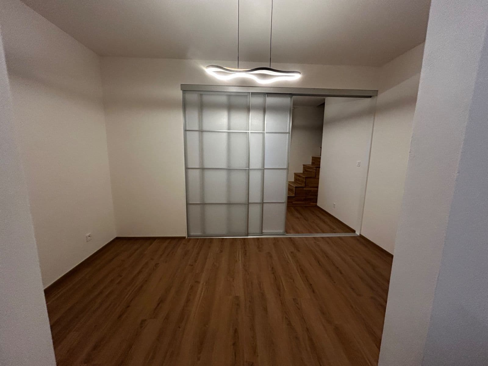 Prenájom bytu 1-izbový 33 m², Jeseniova, Praha, Praha Prenájom bytu 1-izbový 33 m², Jeseniova, Praha, Praha