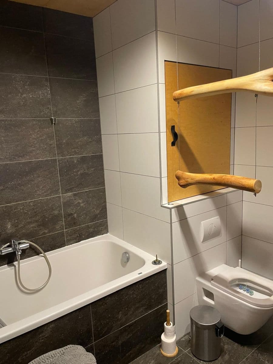 Prenájom bytu 3-izbový 74 m², Milana Fialy, Ostrava, Moravskoslezský kraj Prenájom bytu 3-izbový 74 m², Milana Fialy, Ostrava, Moravskoslezský kraj