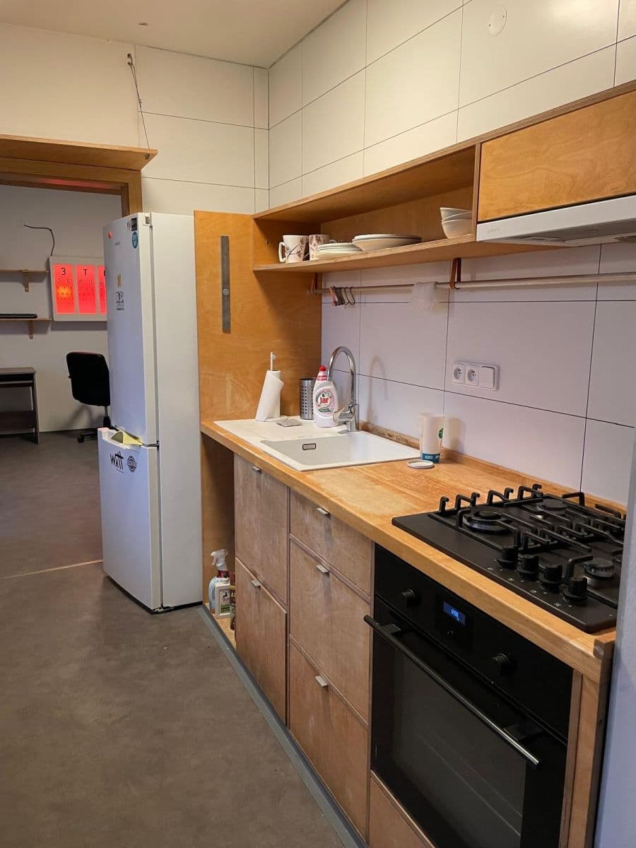 Prenájom bytu 3-izbový 74 m², Milana Fialy, Ostrava, Moravskoslezský kraj Prenájom bytu 3-izbový 74 m², Milana Fialy, Ostrava, Moravskoslezský kraj