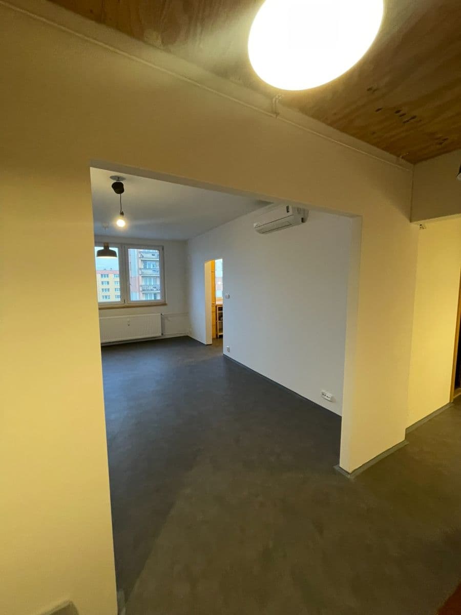 Prenájom bytu 3-izbový 74 m², Milana Fialy, Ostrava, Moravskoslezský kraj Prenájom bytu 3-izbový 74 m², Milana Fialy, Ostrava, Moravskoslezský kraj