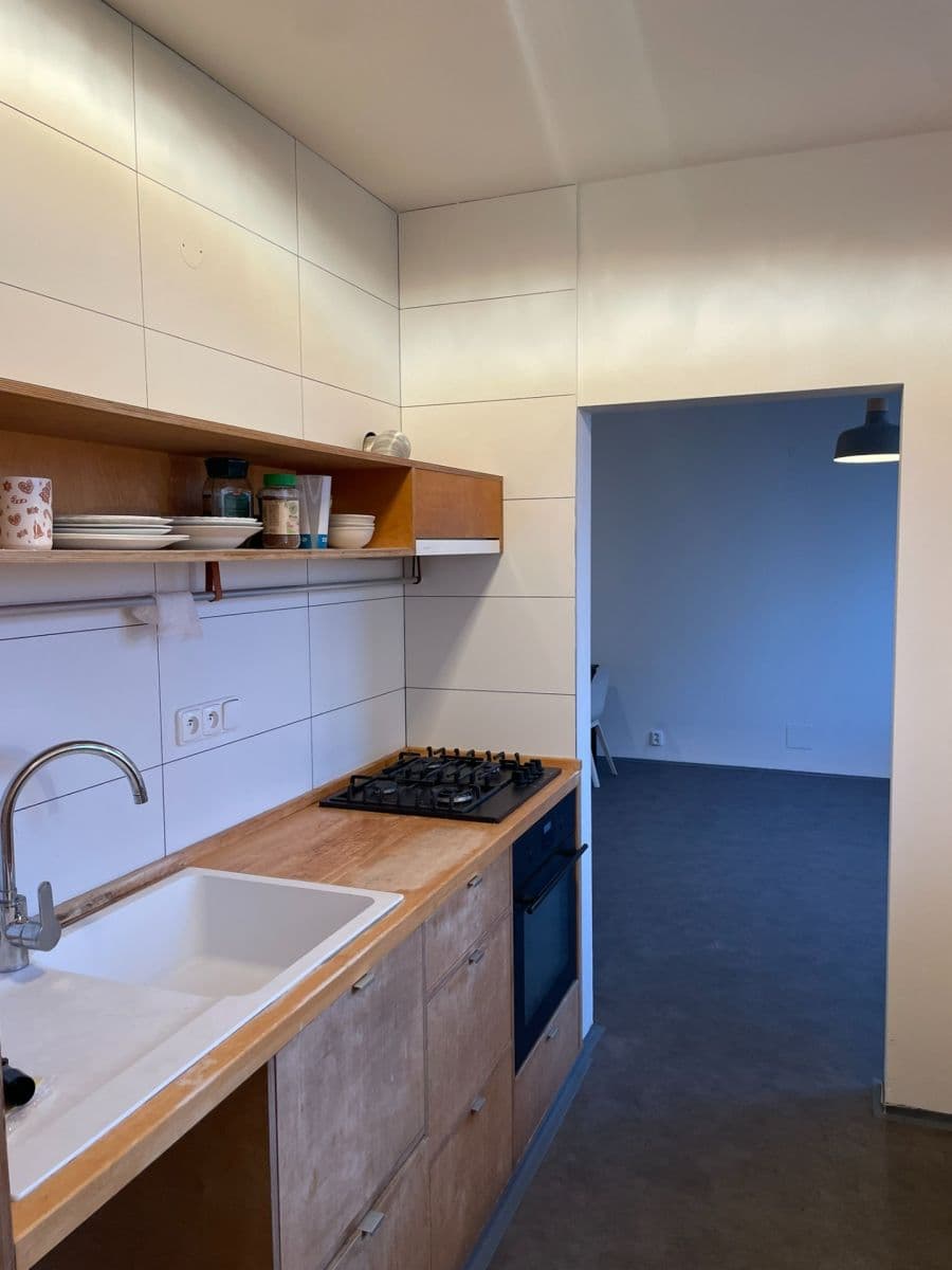 Prenájom bytu 3-izbový 74 m², Milana Fialy, Ostrava, Moravskoslezský kraj Prenájom bytu 3-izbový 74 m², Milana Fialy, Ostrava, Moravskoslezský kraj