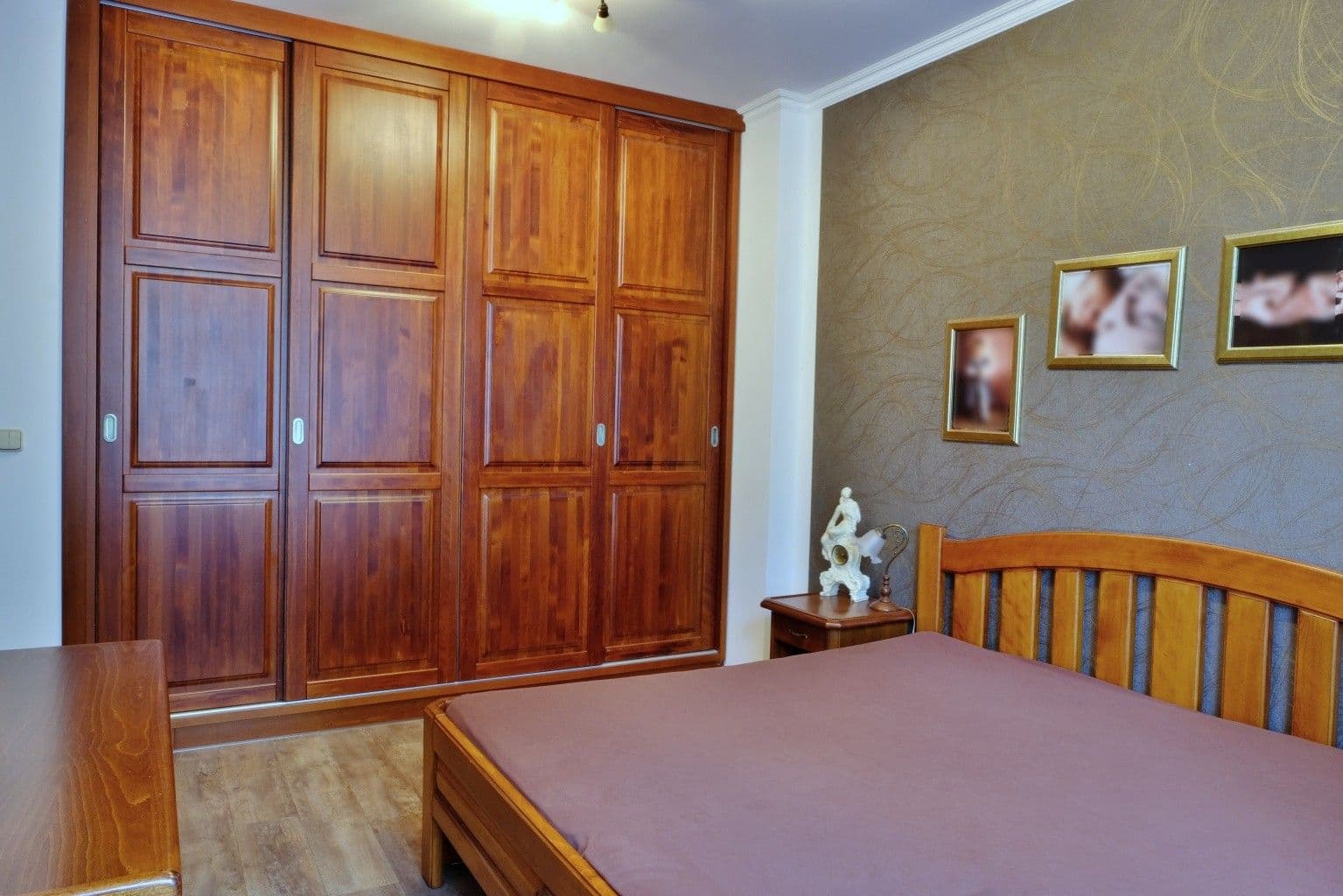 Prenájom bytu 3-izbový 96 m², Ouvalova, Slaný, Středočeský kraj Prenájom bytu 3-izbový 96 m², Ouvalova, Slaný, Středočeský kraj