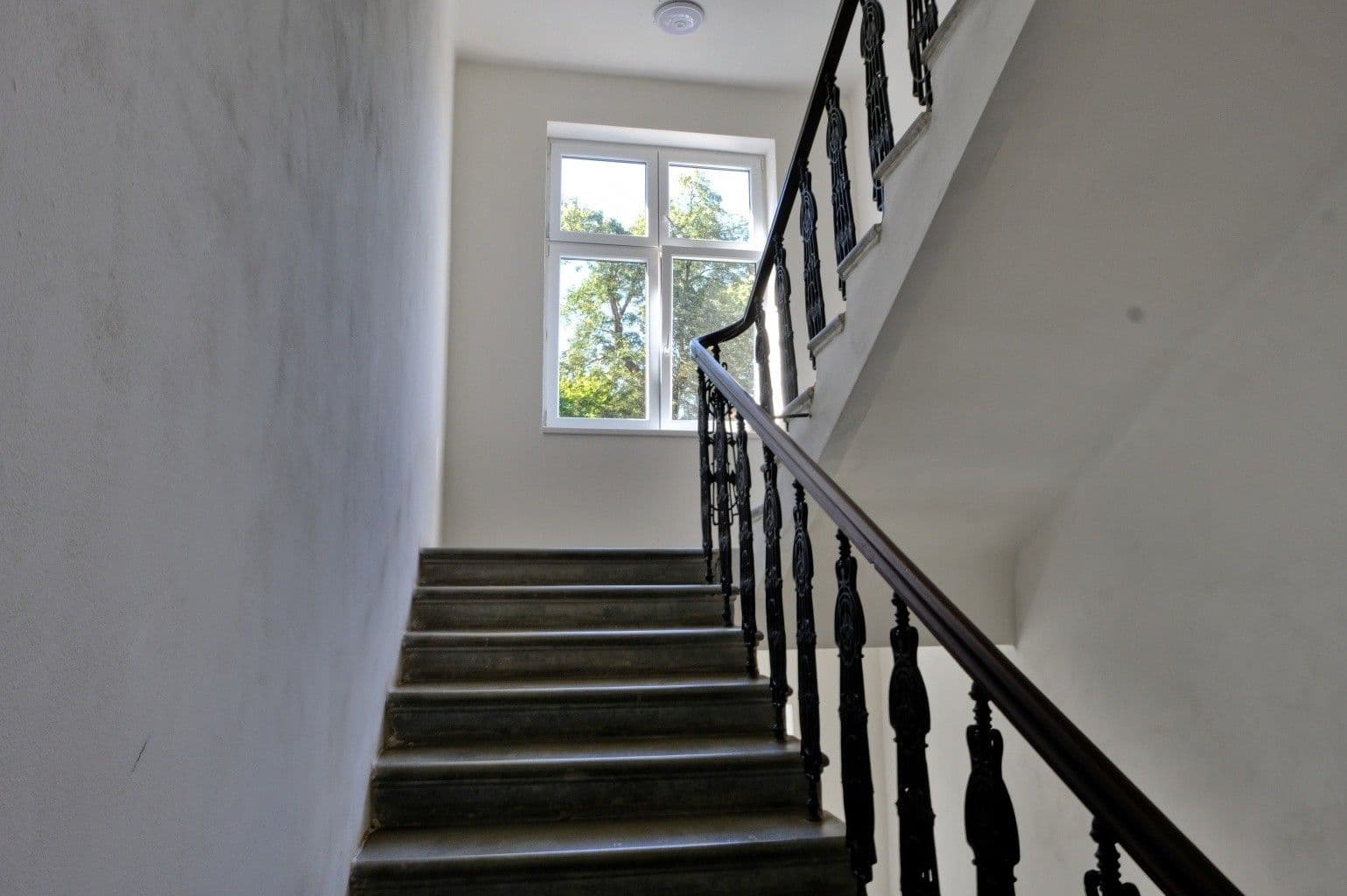 Predaj bytu 3-izbový 96 m², Ouvalova, Slaný, Středočeský kraj Predaj bytu 3-izbový 96 m², Ouvalova, Slaný, Středočeský kraj