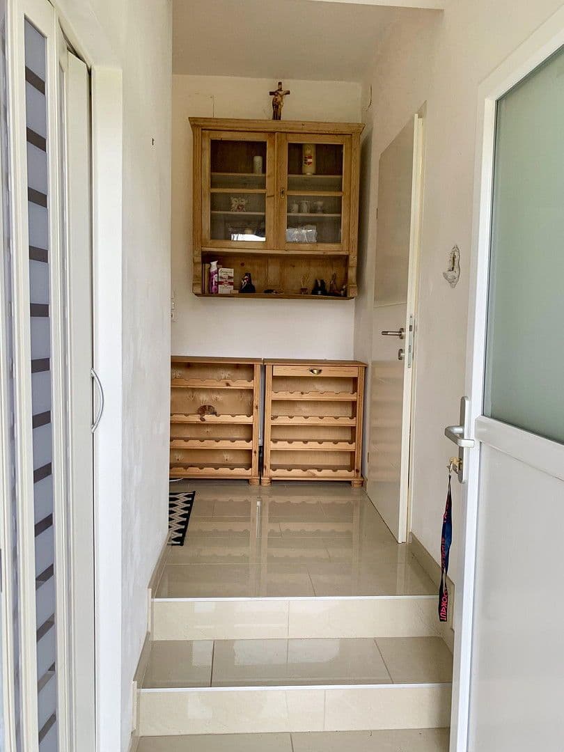 Prenájom domu 244 m², pozemek 8.300 m², Peratschitzen, Korutánsko Prenájom domu 244 m², pozemek 8.300 m², Peratschitzen, Korutánsko