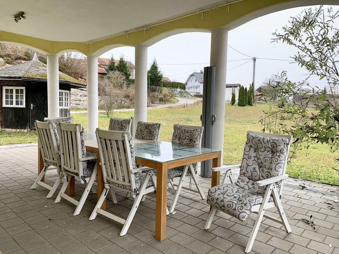 Prenájom domu 244 m², pozemek 8.300 m², Peratschitzen, Korutánsko Prenájom domu 244 m², pozemek 8.300 m², Peratschitzen, Korutánsko