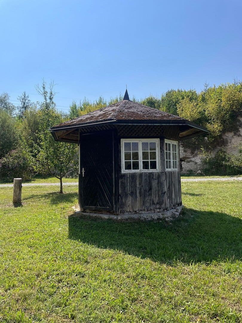 Prenájom domu 244 m², pozemek 8.300 m², Peratschitzen, Korutánsko Prenájom domu 244 m², pozemek 8.300 m², Peratschitzen, Korutánsko