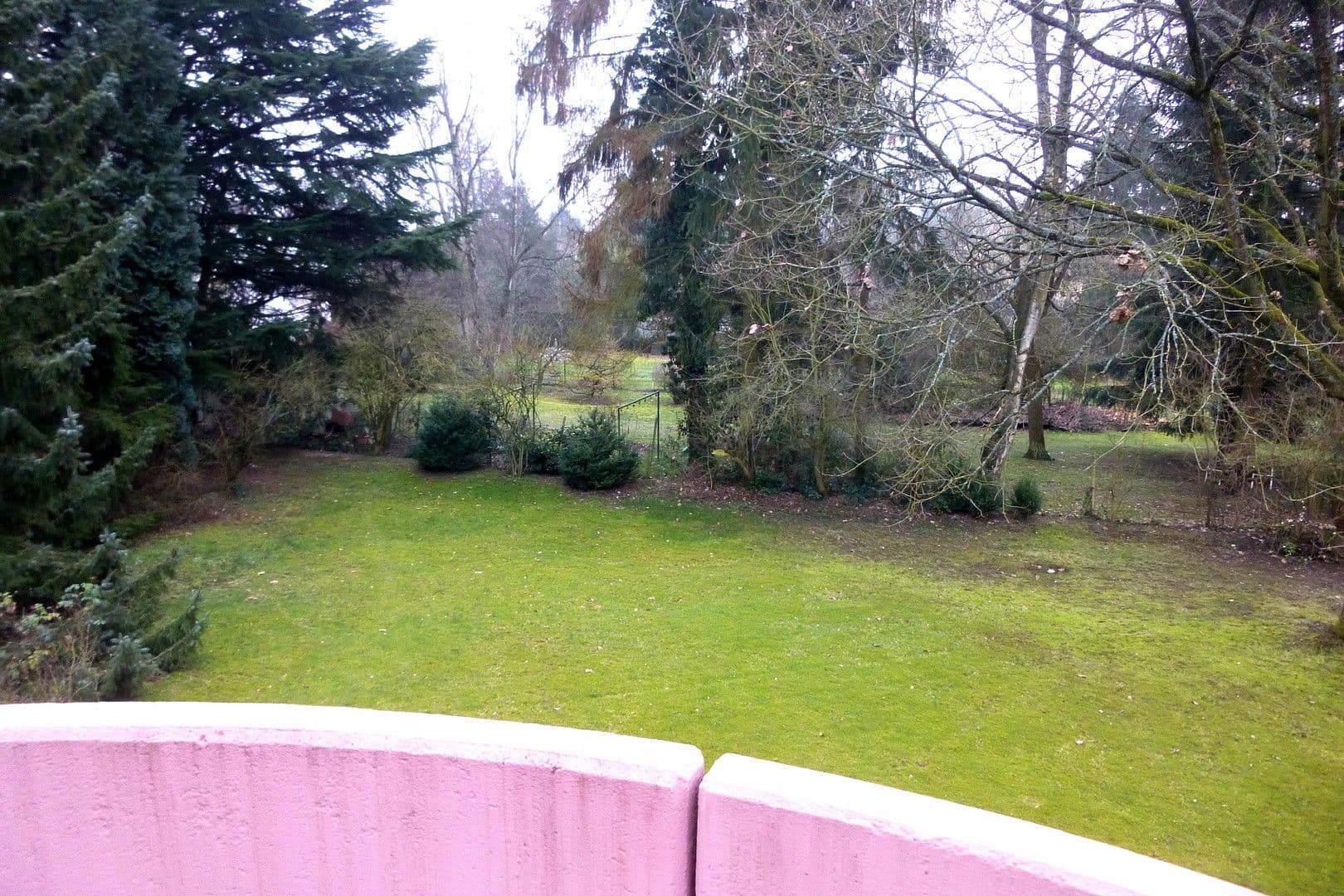 Predaj domu 190 m², pozemek 1.179 m², Niedernhausen, Hesensko Predaj domu 190 m², pozemek 1.179 m², Niedernhausen, Hesensko