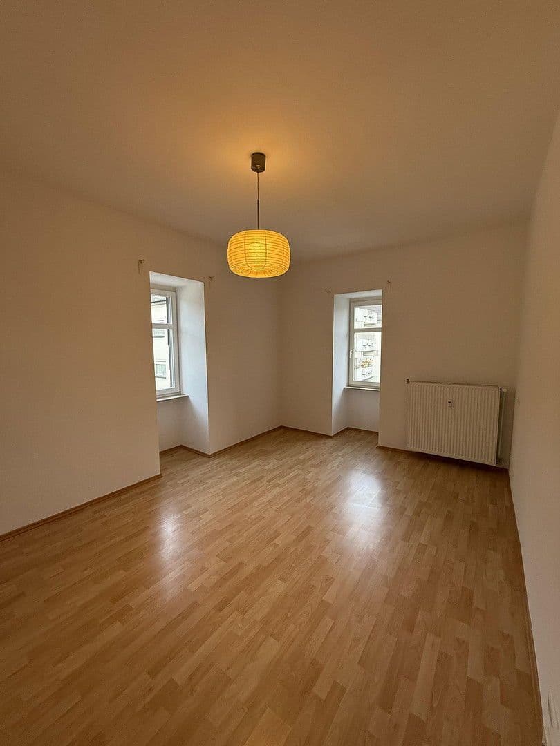 Prenájom bytu 3-izbový 77 m², Bad Nauheim, Hesensko Prenájom bytu 3-izbový 77 m², Bad Nauheim, Hesensko