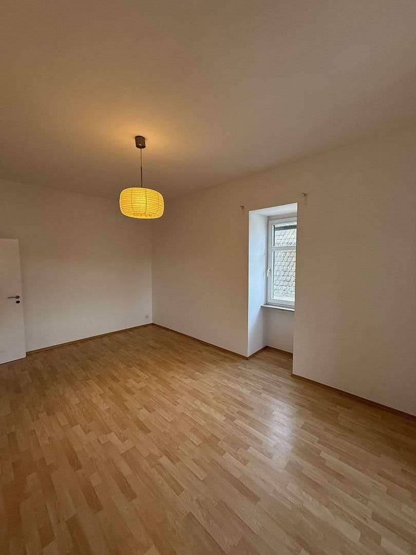 Prenájom bytu 3-izbový 77 m², Bad Nauheim, Hesensko Prenájom bytu 3-izbový 77 m², Bad Nauheim, Hesensko