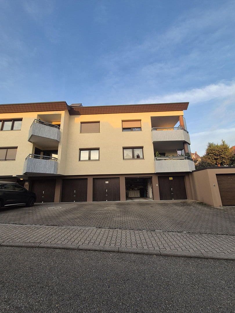 Predaj bytu 2-izbový 80 m², Pforzheim, Bádensko-Wurttembersko Predaj bytu 2-izbový 80 m², Pforzheim, Bádensko-Wurttembersko