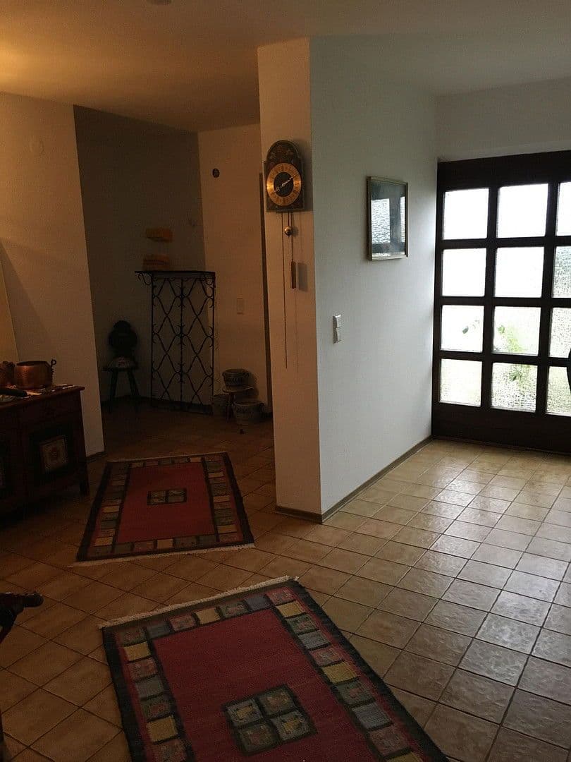 Prenájom domu 193 m², pozemek 580 m², Haschbach am Remigiusberg, Porýnie-Falcko Prenájom domu 193 m², pozemek 580 m², Haschbach am Remigiusberg, Porýnie-Falcko