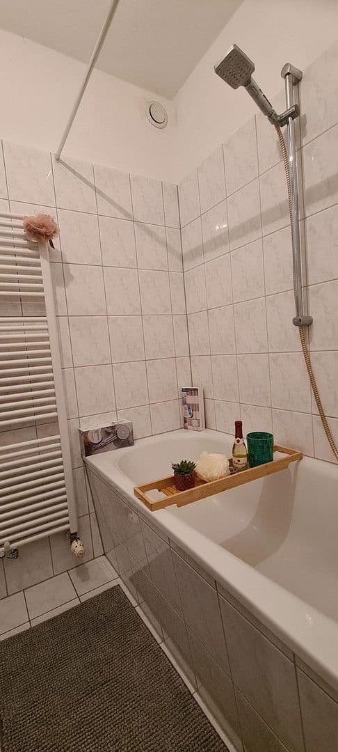 Prenájom bytu 1-izbový 43 m², Sonnenhofstrasse 6, Königstein im Taunus, Hesensko Prenájom bytu 1-izbový 43 m², Sonnenhofstrasse 6, Königstein im Taunus, Hesensko