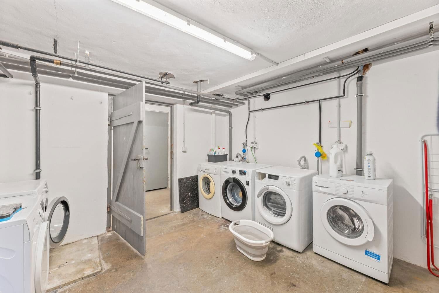 Predaj bytu 2-izbový 42 m², Leonberg, Bádensko-Wurttembersko Predaj bytu 2-izbový 42 m², Leonberg, Bádensko-Wurttembersko