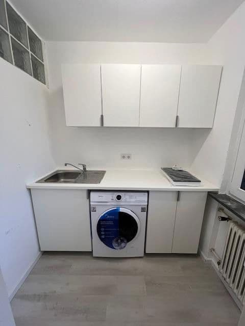 Prenájom bytu 1-izbový 33 m², Gernsbacherstr. 88, Bad Herrenalb, Bádensko-Wurttembersko Prenájom bytu 1-izbový 33 m², Gernsbacherstr. 88, Bad Herrenalb, Bádensko-Wurttembersko