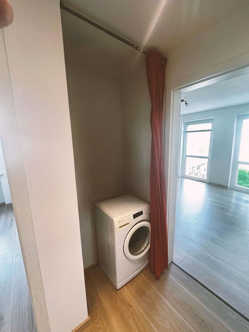 Predaj bytu 3-izbový 78 m², Wirtstraße 32, München, Bavorsko Predaj bytu 3-izbový 78 m², Wirtstraße 32, München, Bavorsko