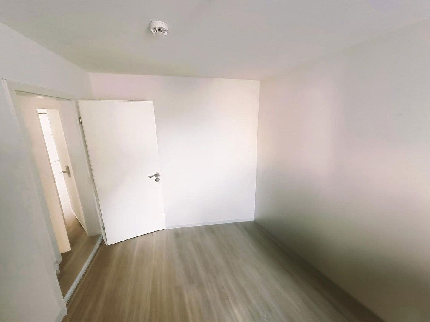 Predaj bytu 3-izbový 78 m², Wirtstraße 32, München, Bavorsko Predaj bytu 3-izbový 78 m², Wirtstraße 32, München, Bavorsko