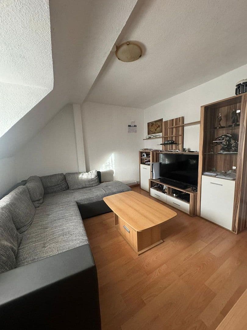 Prenájom bytu 3-izbový 45 m², Mauerstr. 67, Goslar, Dolné Sasko Prenájom bytu 3-izbový 45 m², Mauerstr. 67, Goslar, Dolné Sasko