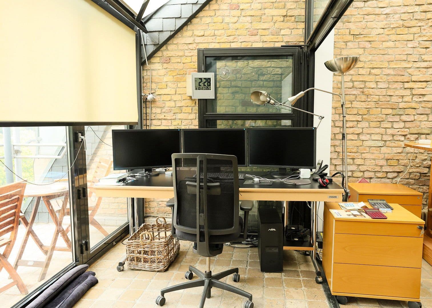 Prenájom bytu 4-izbový 256 m², Berlin, Berlín Prenájom bytu 4-izbový 256 m², Berlin, Berlín