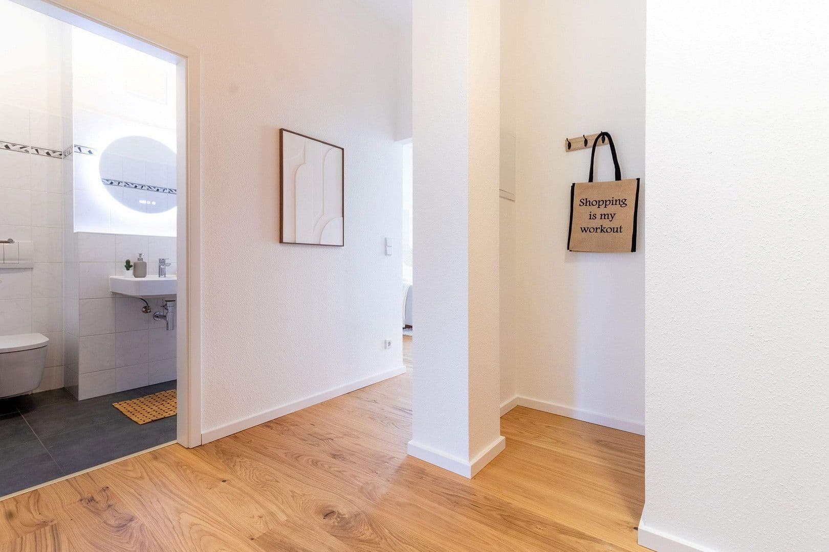 Predaj bytu 2-izbový 59 m², Erfurt, Durínsko Predaj bytu 2-izbový 59 m², Erfurt, Durínsko