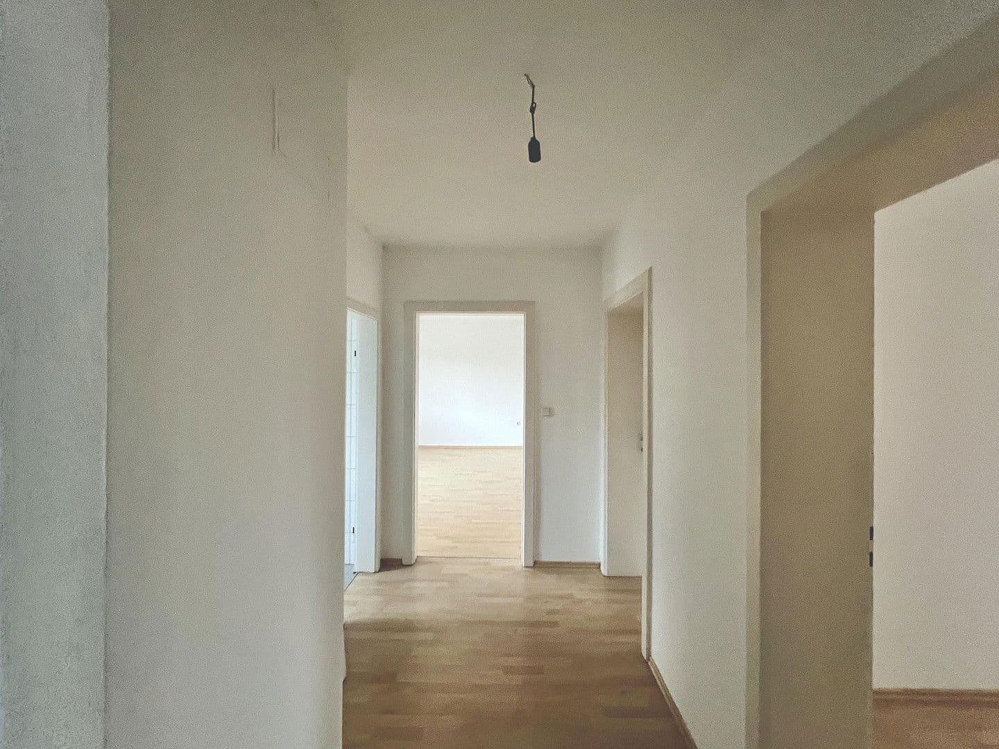 Prenájom bytu 3-izbový 82 m², Marktlerstrasse 60, Burghausen, Bavorsko Prenájom bytu 3-izbový 82 m², Marktlerstrasse 60, Burghausen, Bavorsko