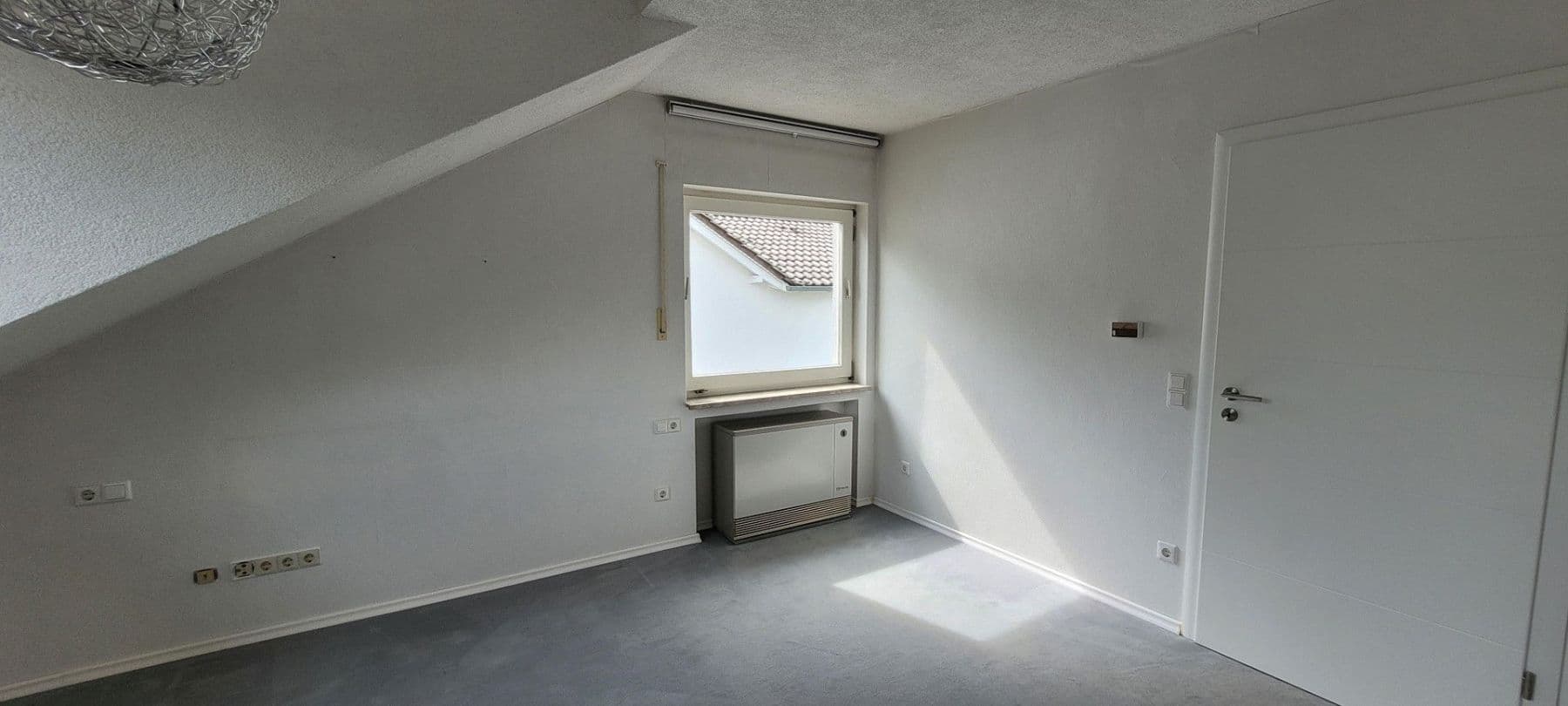 Prenájom bytu 3-izbový 102 m², Bretten, Bádensko-Wurttembersko Prenájom bytu 3-izbový 102 m², Bretten, Bádensko-Wurttembersko