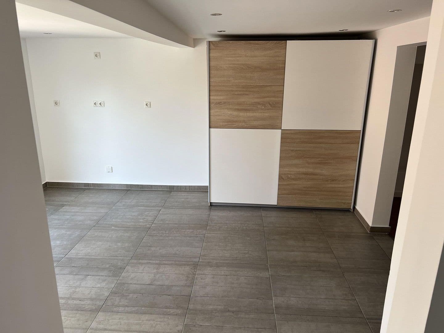 Predaj domu 132 m², pozemek 470 m², Rodenbach, Porýnie-Falcko Predaj domu 132 m², pozemek 470 m², Rodenbach, Porýnie-Falcko