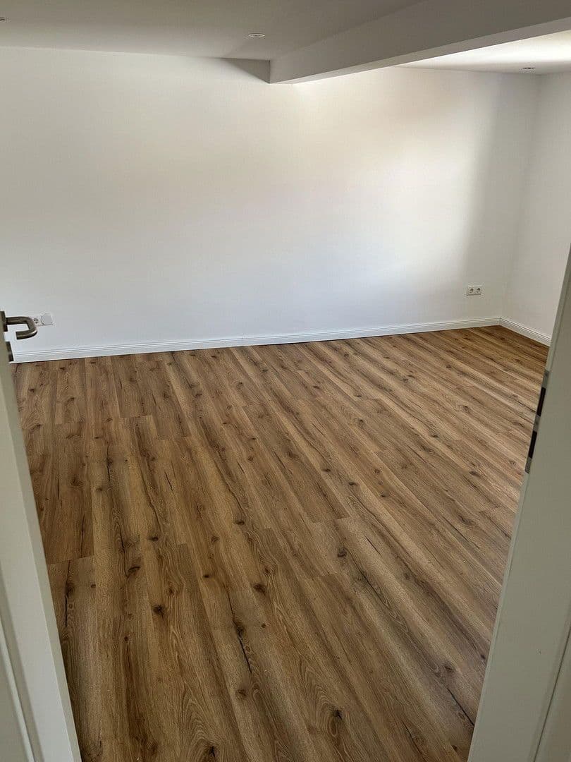 Predaj domu 132 m², pozemek 470 m², Rodenbach, Porýnie-Falcko Predaj domu 132 m², pozemek 470 m², Rodenbach, Porýnie-Falcko