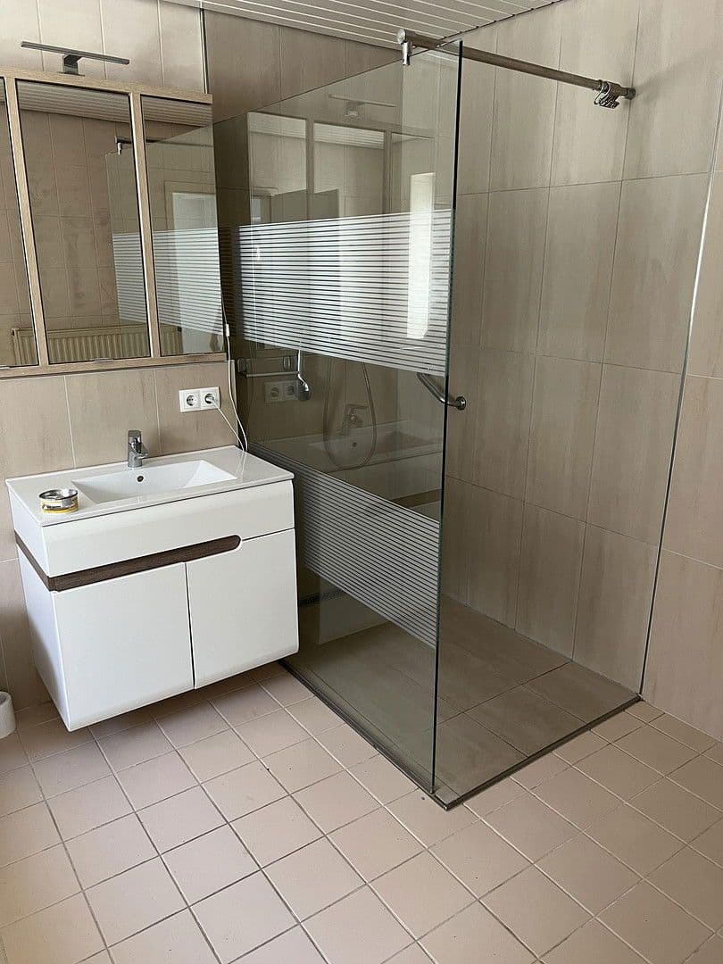 Predaj domu 132 m², pozemek 470 m², Rodenbach, Porýnie-Falcko Predaj domu 132 m², pozemek 470 m², Rodenbach, Porýnie-Falcko