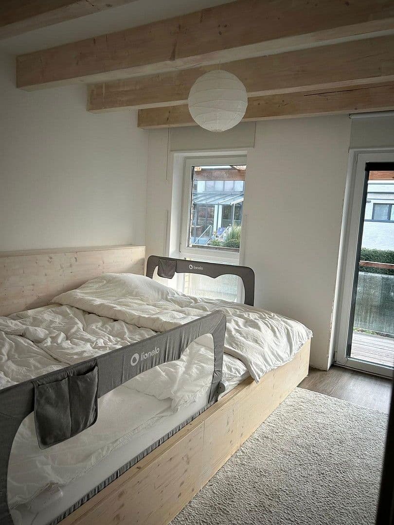 Prenájom bytu 4-izbový 125 m², Zur Alten Fähre 15, Schleswig, Šlezvicko-Holštajnsko Prenájom bytu 4-izbový 125 m², Zur Alten Fähre 15, Schleswig, Šlezvicko-Holštajnsko