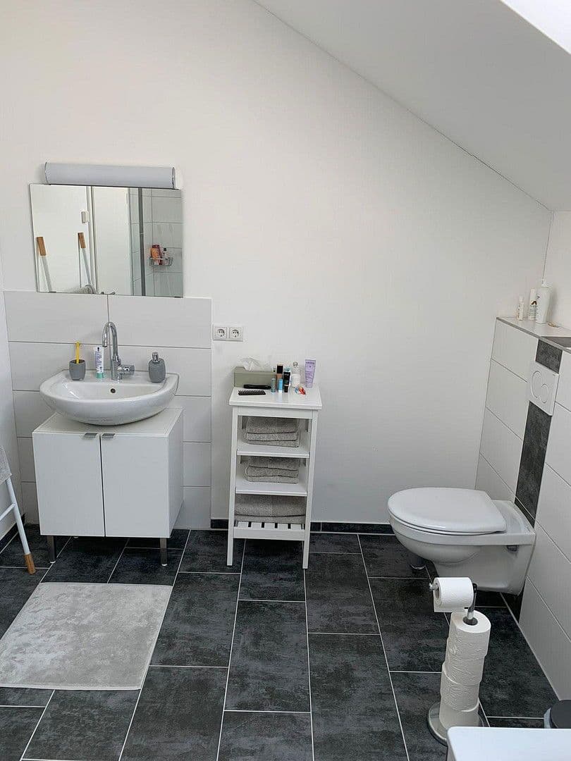 Prenájom bytu 4-izbový 125 m², Zur Alten Fähre 15, Schleswig, Šlezvicko-Holštajnsko Prenájom bytu 4-izbový 125 m², Zur Alten Fähre 15, Schleswig, Šlezvicko-Holštajnsko