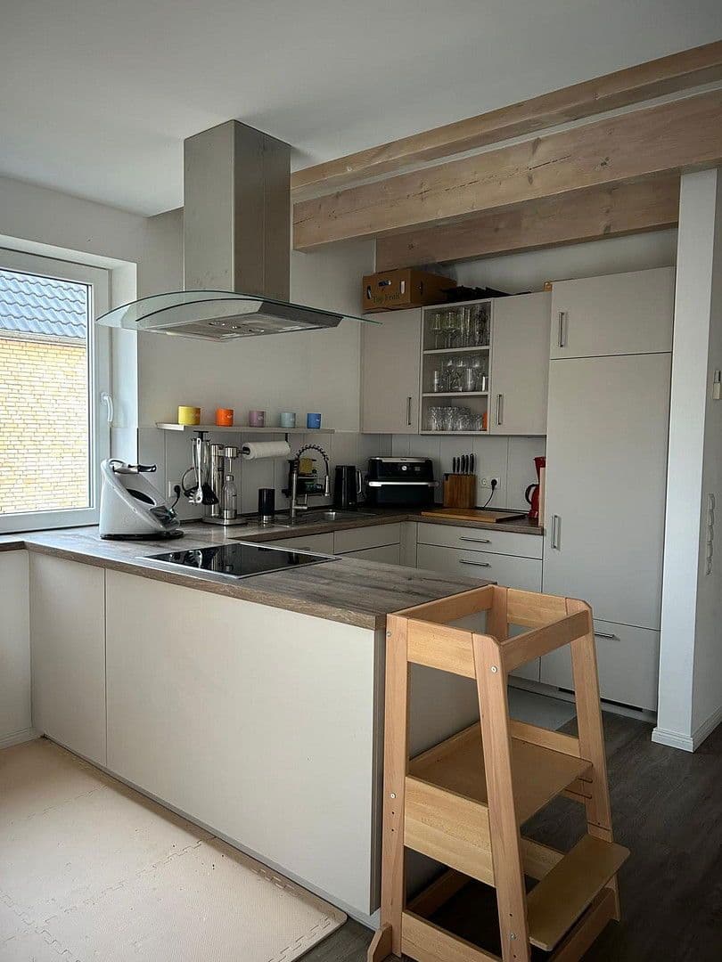 Prenájom bytu 4-izbový 125 m², Zur Alten Fähre 15, Schleswig, Šlezvicko-Holštajnsko Prenájom bytu 4-izbový 125 m², Zur Alten Fähre 15, Schleswig, Šlezvicko-Holštajnsko