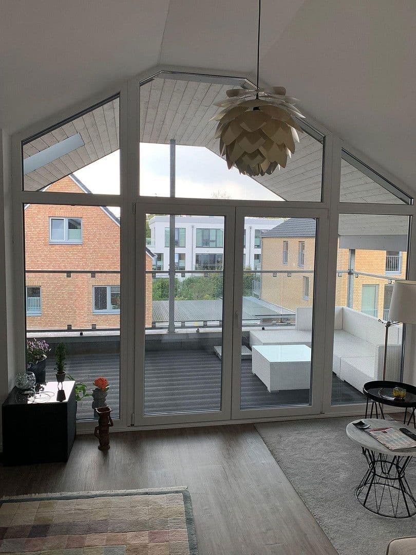 Prenájom bytu 4-izbový 125 m², Zur Alten Fähre 15, Schleswig, Šlezvicko-Holštajnsko Prenájom bytu 4-izbový 125 m², Zur Alten Fähre 15, Schleswig, Šlezvicko-Holštajnsko