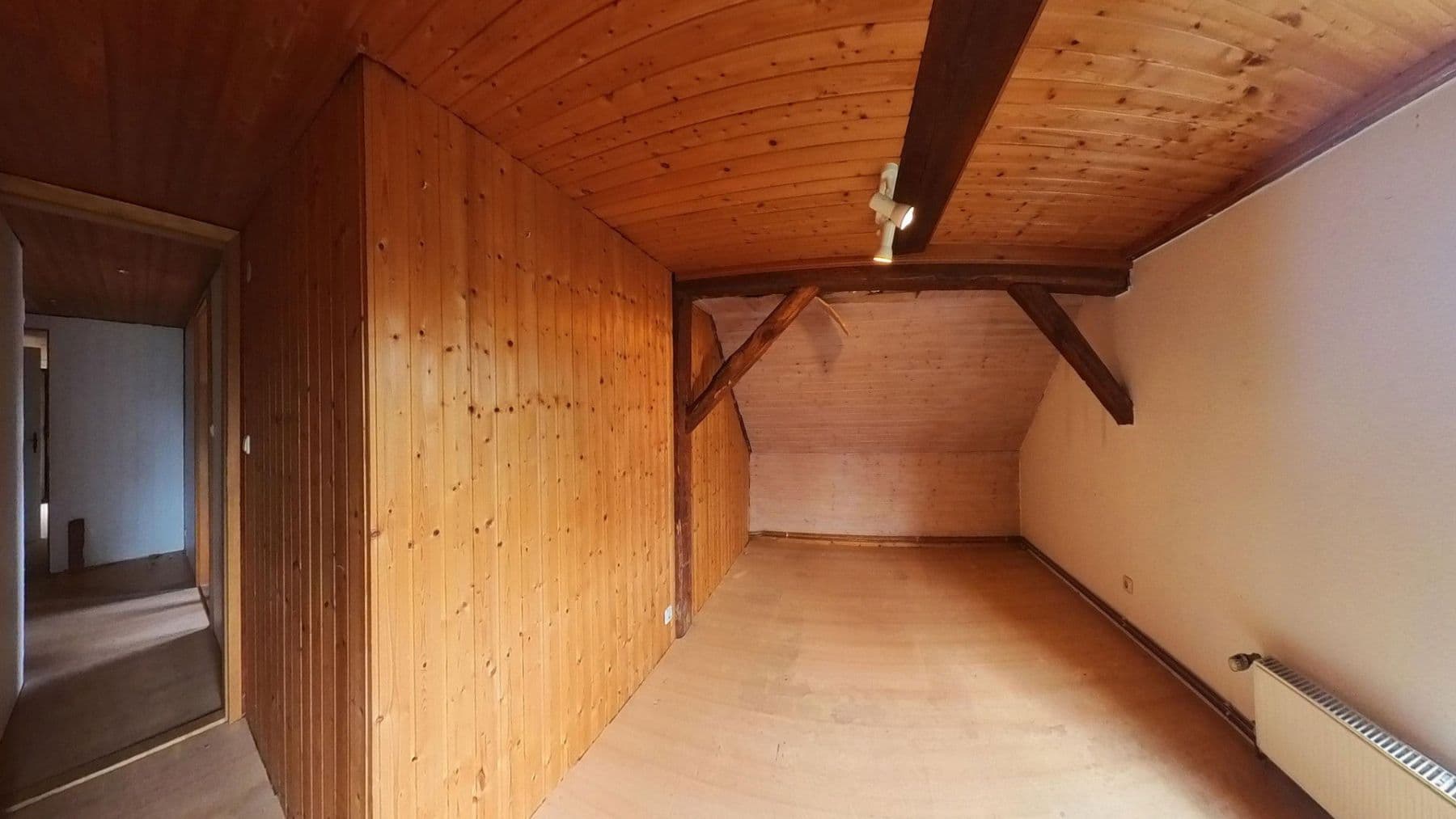 Predaj domu 360 m², pozemek 1.218 m², Poststr.10, Siedenbollentin, Meklenbursko-Predpomoransko Predaj domu 360 m², pozemek 1.218 m², Poststr.10, Siedenbollentin, Meklenbursko-Predpomoransko