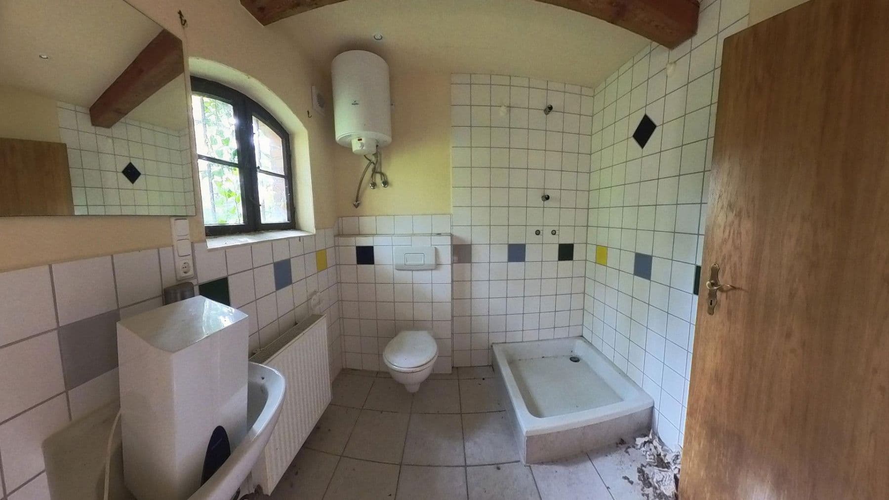 Predaj domu 360 m², pozemek 1.218 m², Poststr.10, Siedenbollentin, Meklenbursko-Predpomoransko Predaj domu 360 m², pozemek 1.218 m², Poststr.10, Siedenbollentin, Meklenbursko-Predpomoransko