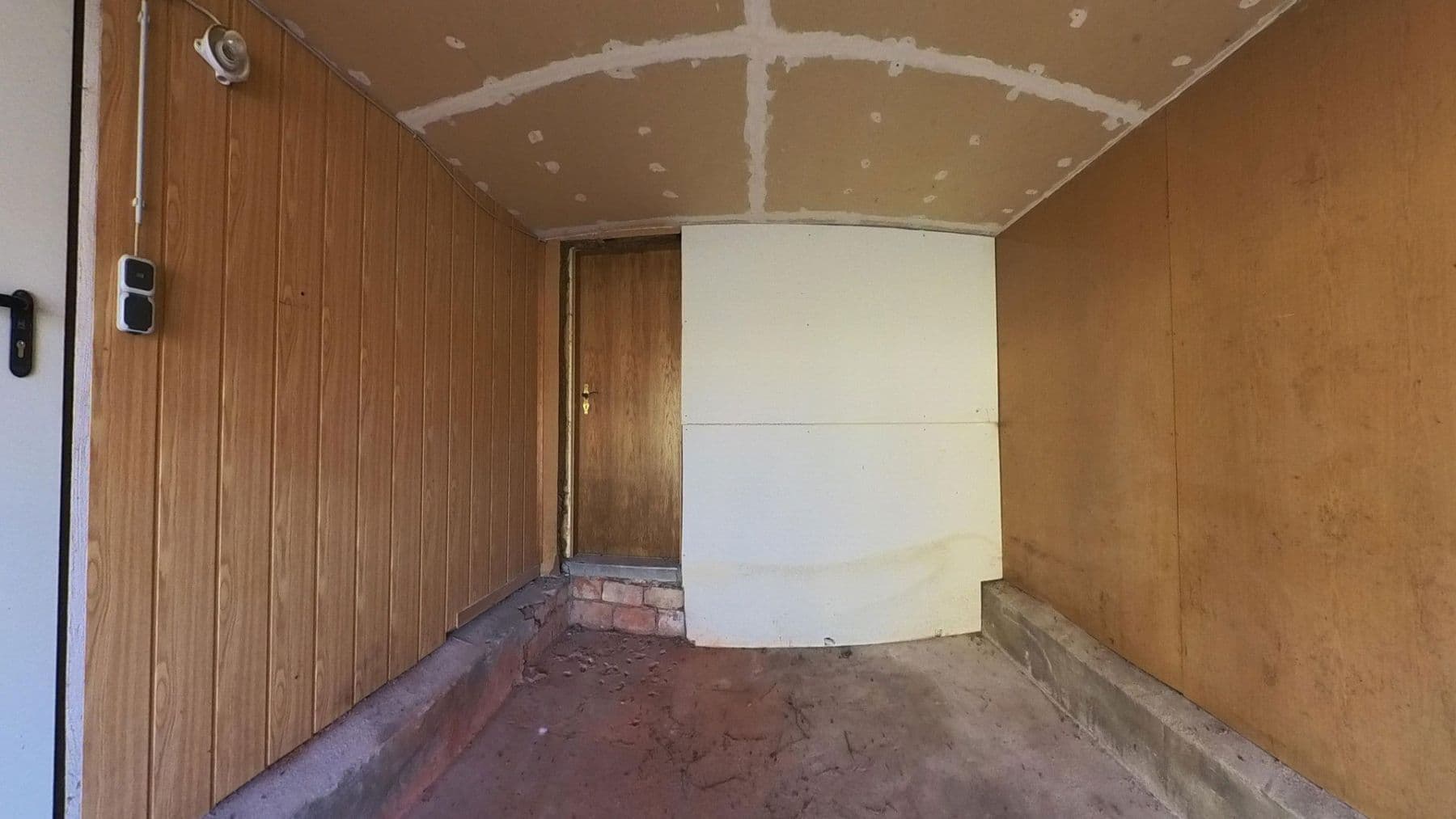 Predaj domu 360 m², pozemek 1.218 m², Poststr.10, Siedenbollentin, Meklenbursko-Predpomoransko Predaj domu 360 m², pozemek 1.218 m², Poststr.10, Siedenbollentin, Meklenbursko-Predpomoransko