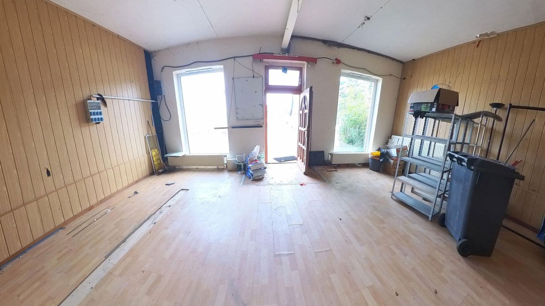 Predaj domu 360 m², pozemek 1.218 m², Poststr.10, Siedenbollentin, Meklenbursko-Predpomoransko Predaj domu 360 m², pozemek 1.218 m², Poststr.10, Siedenbollentin, Meklenbursko-Predpomoransko