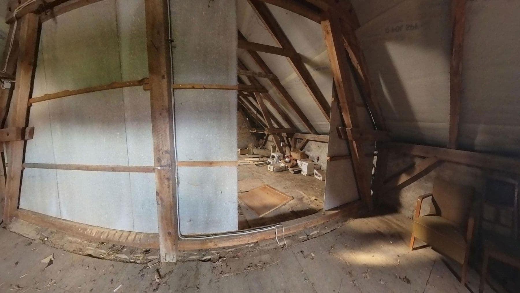 Predaj domu 360 m², pozemek 1.218 m², Poststr.10, Siedenbollentin, Meklenbursko-Predpomoransko Predaj domu 360 m², pozemek 1.218 m², Poststr.10, Siedenbollentin, Meklenbursko-Predpomoransko