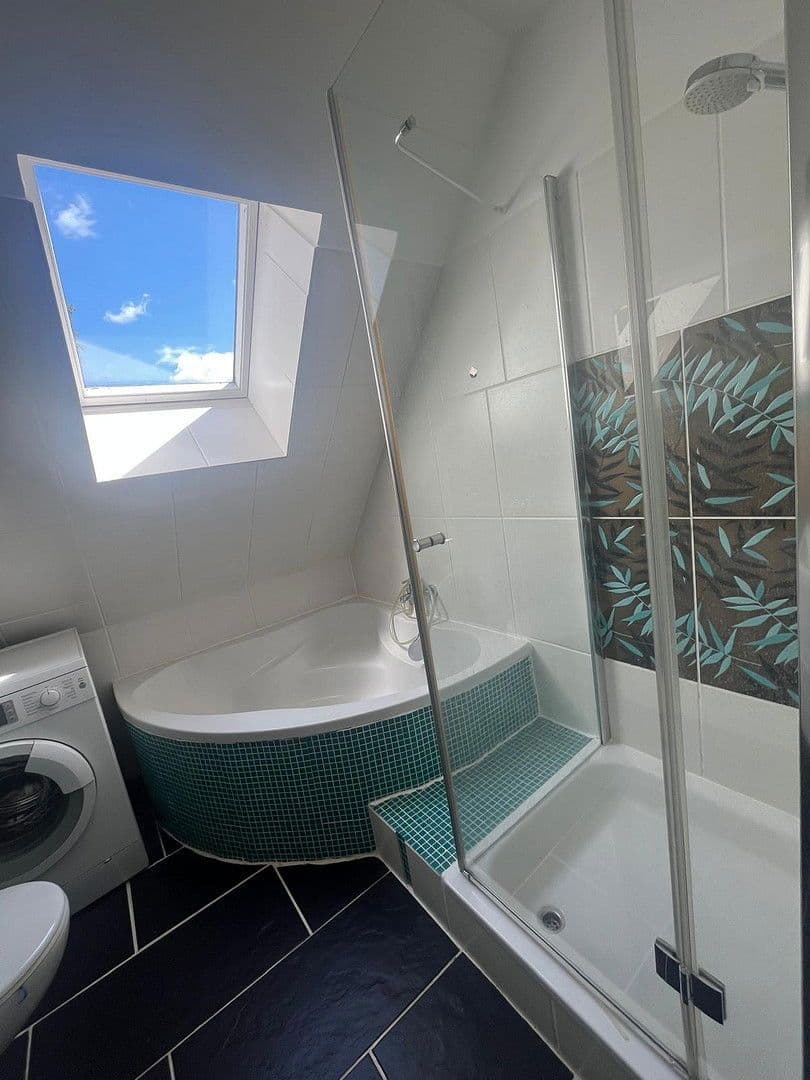 Prenájom bytu 4-izbový 92 m², Schenefeld, Šlezvicko-Holštajnsko Prenájom bytu 4-izbový 92 m², Schenefeld, Šlezvicko-Holštajnsko