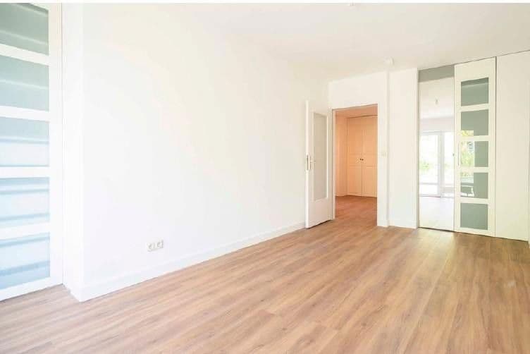 Prenájom bytu 4-izbový 92 m², Schenefeld, Šlezvicko-Holštajnsko Prenájom bytu 4-izbový 92 m², Schenefeld, Šlezvicko-Holštajnsko