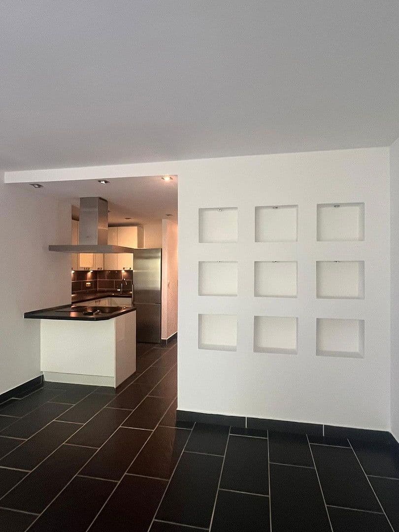 Prenájom bytu 4-izbový 92 m², Schenefeld, Šlezvicko-Holštajnsko Prenájom bytu 4-izbový 92 m², Schenefeld, Šlezvicko-Holštajnsko