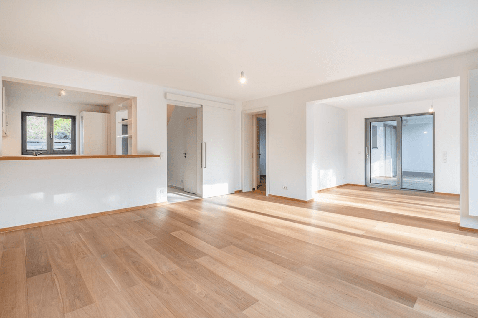 Prenájom domu 150 m², pozemek 376 m², Hamburg, Hamburg Prenájom domu 150 m², pozemek 376 m², Hamburg, Hamburg