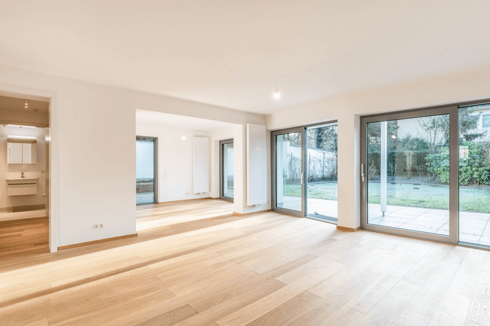 Prenájom domu 150 m², pozemek 376 m², Hamburg, Hamburg Prenájom domu 150 m², pozemek 376 m², Hamburg, Hamburg