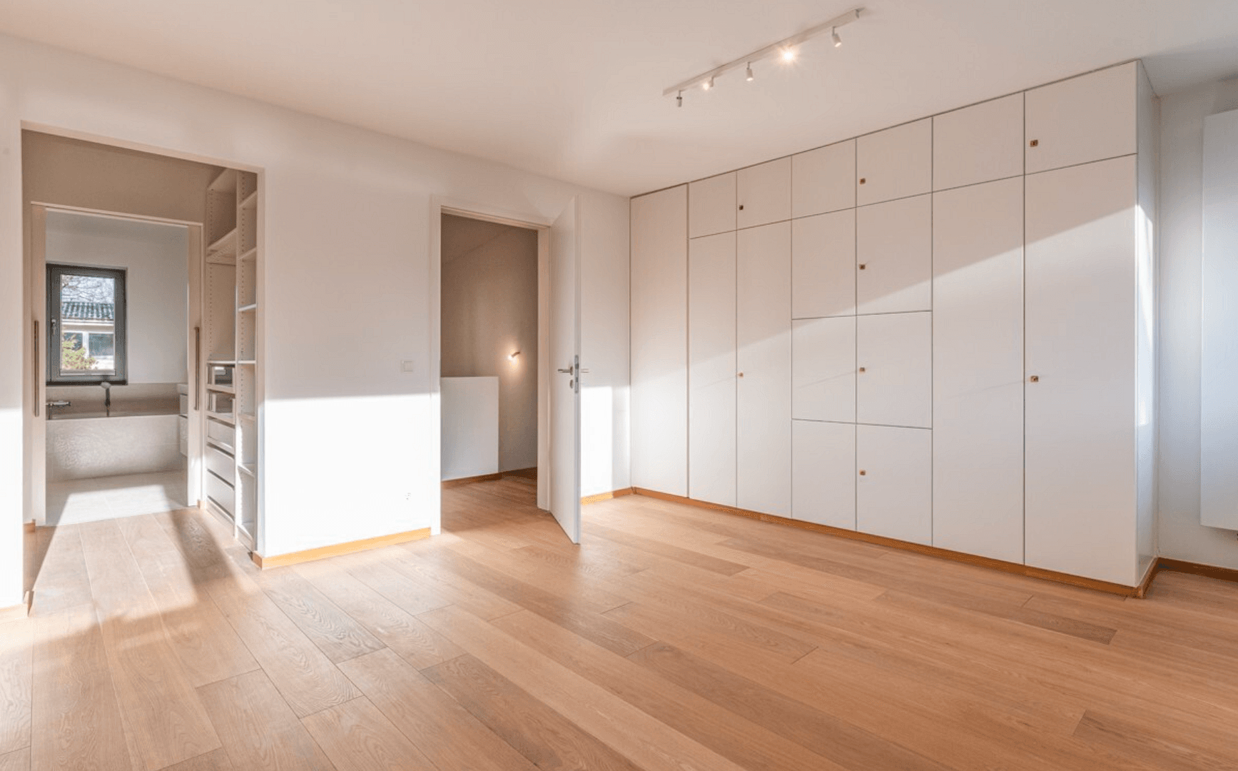 Prenájom domu 150 m², pozemek 376 m², Hamburg, Hamburg Prenájom domu 150 m², pozemek 376 m², Hamburg, Hamburg