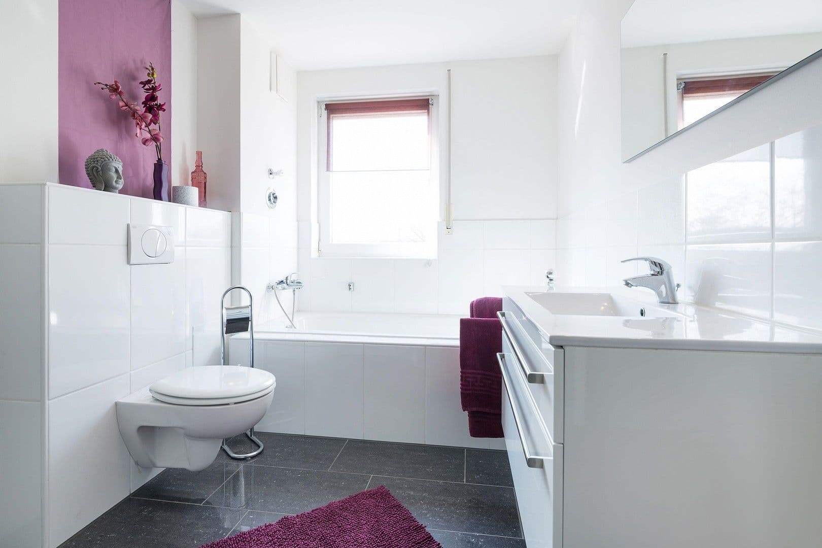 Prenájom bytu 2-izbový 60 m², Düsseldorf, Severné Porýnie - Westfálsko Prenájom bytu 2-izbový 60 m², Düsseldorf, Severné Porýnie - Westfálsko