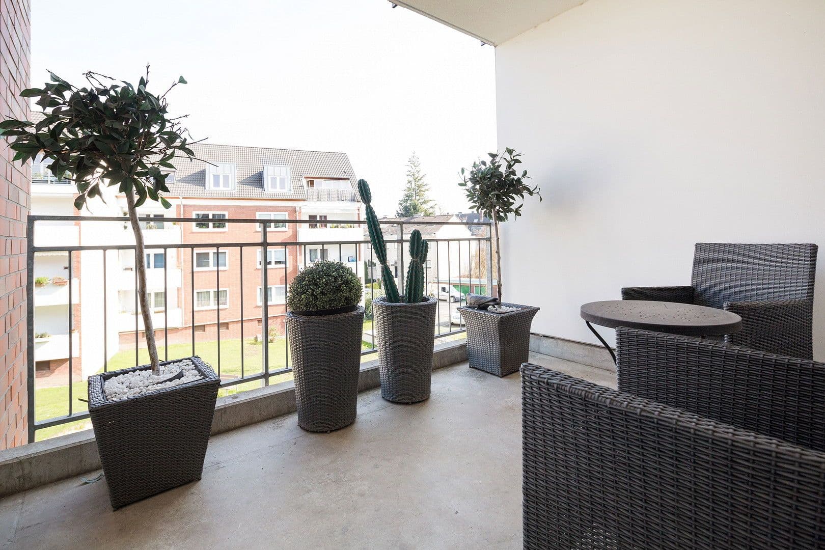 Prenájom bytu 2-izbový 60 m², Düsseldorf, Severné Porýnie - Westfálsko Prenájom bytu 2-izbový 60 m², Düsseldorf, Severné Porýnie - Westfálsko